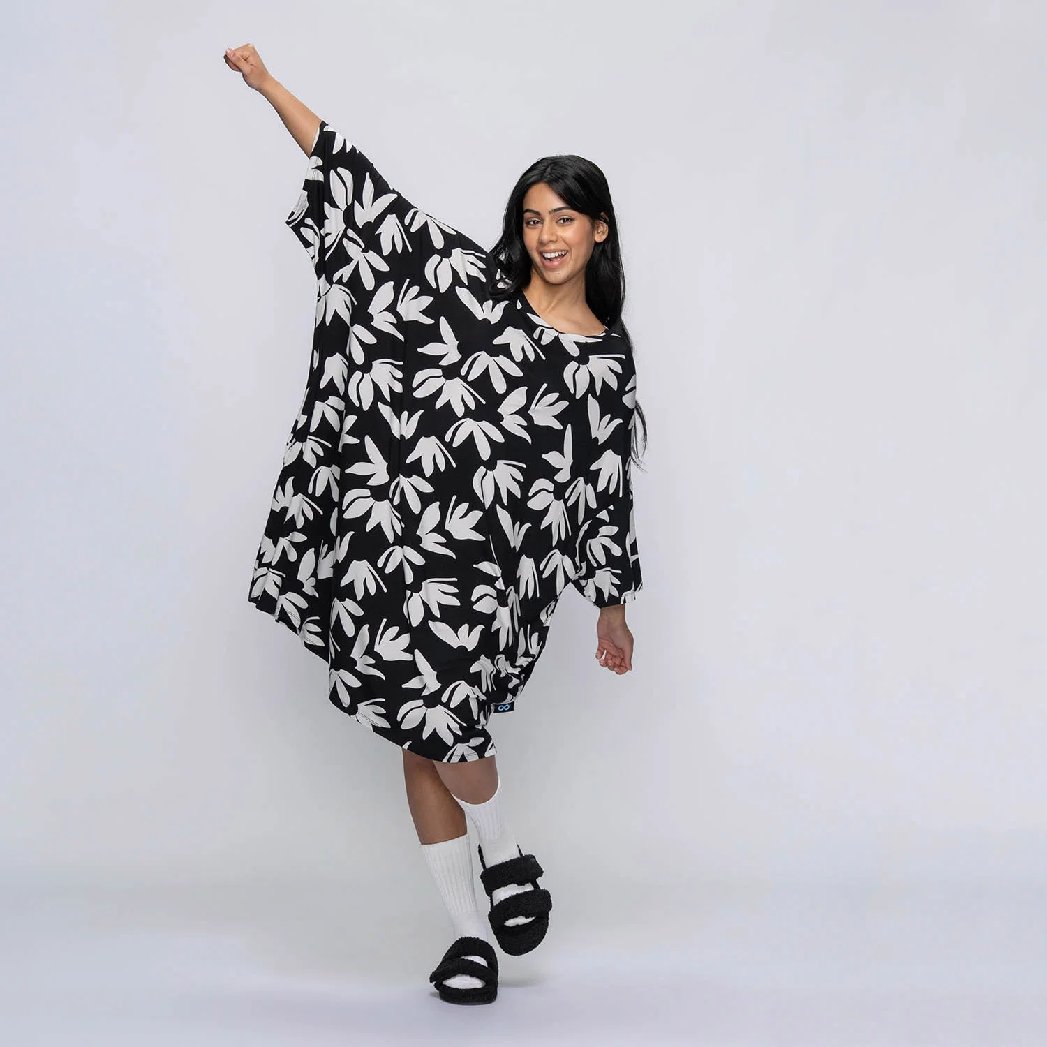 Black Floral - Image 3