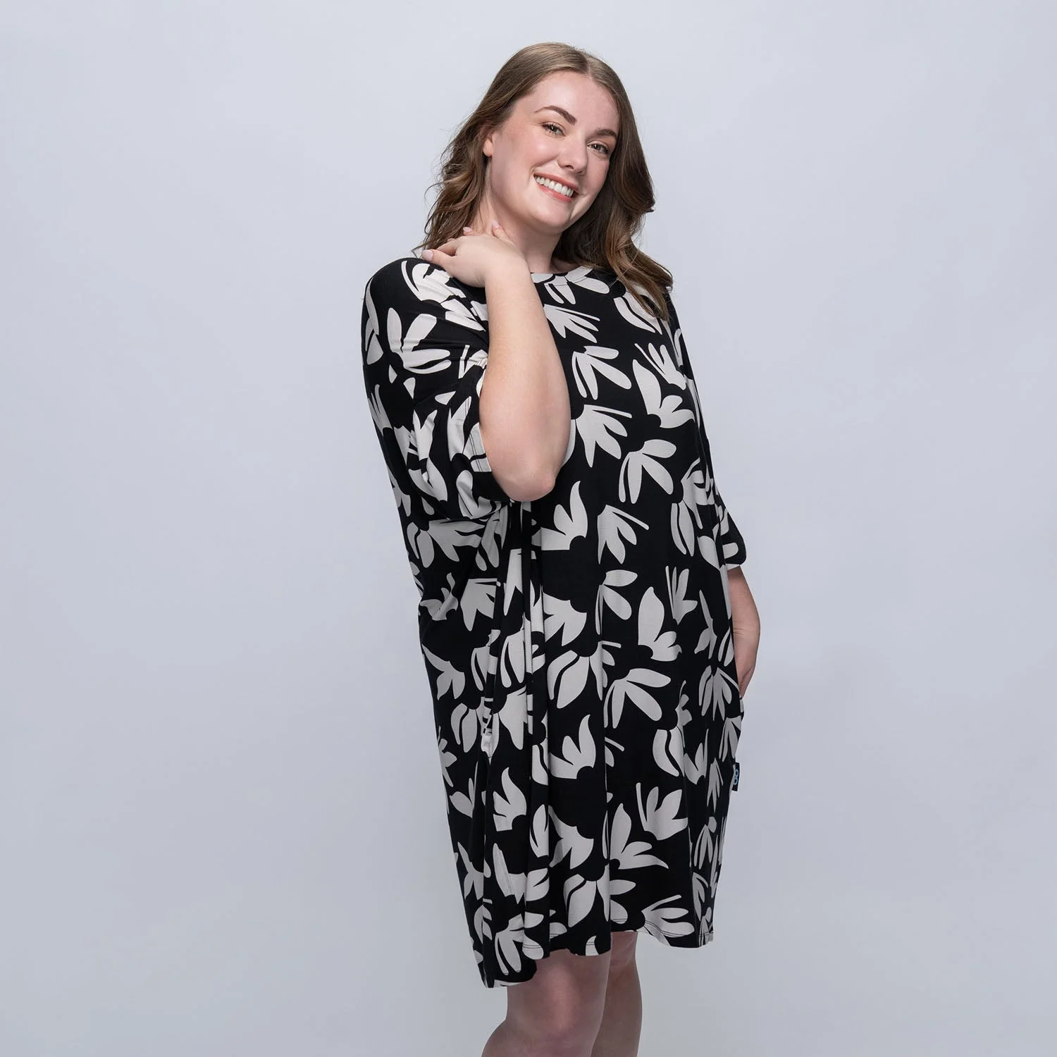 Black Floral - Image 4